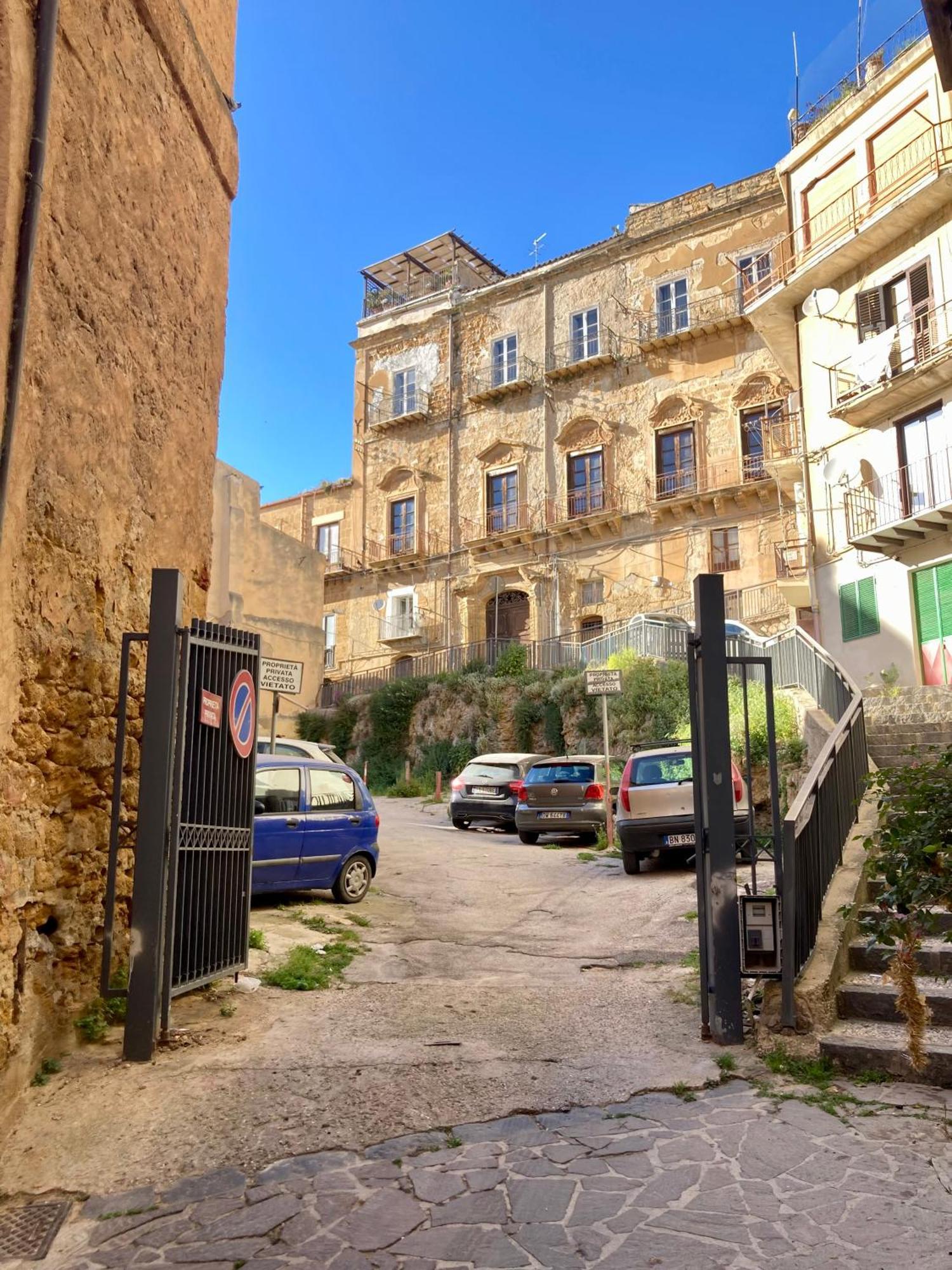 Flat - With Private Parking * Agrigento